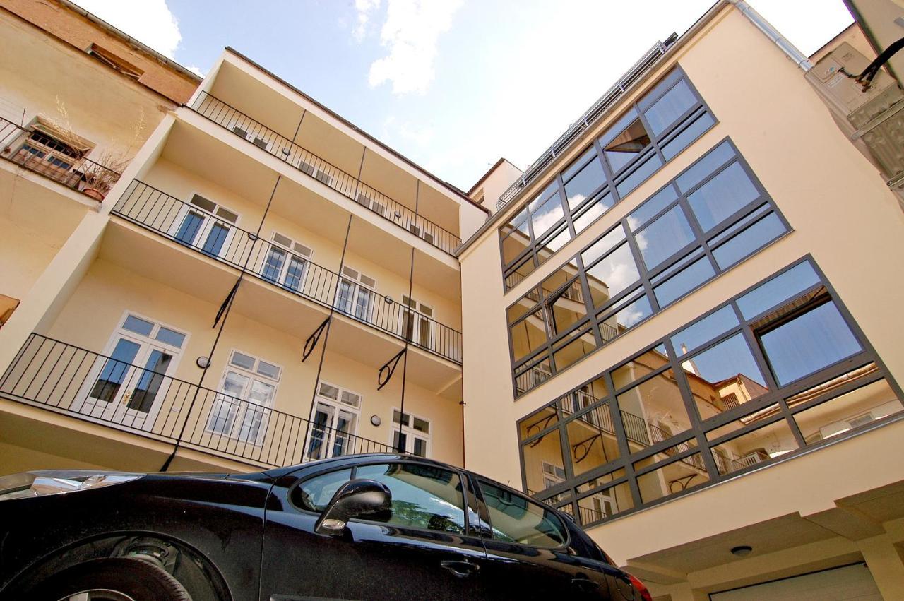 Residence La Familia Praha Eksteriør bilde